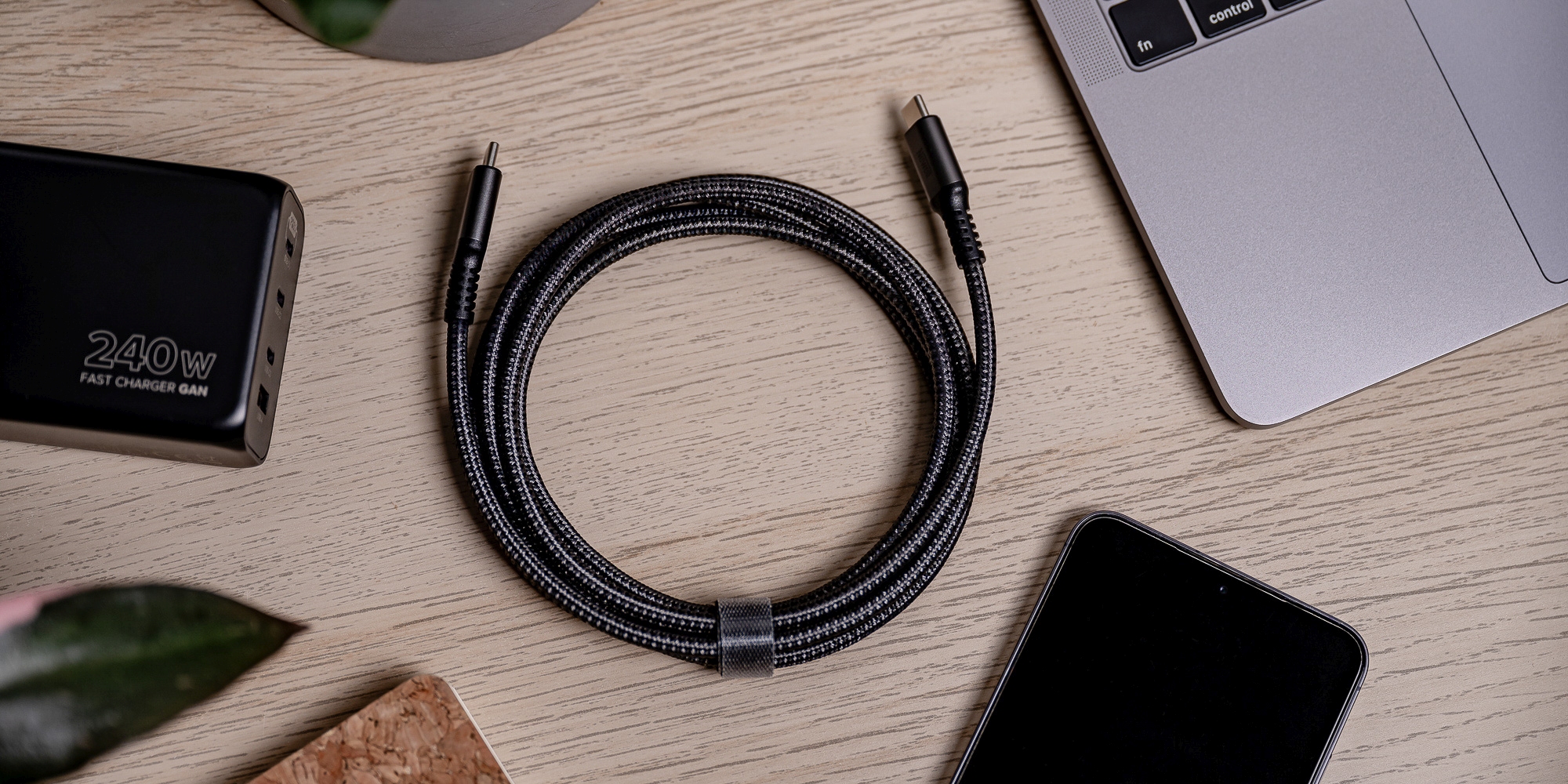Kabel-Newell-USB-C-na-USB-C-240-W-2-m-grafit-4